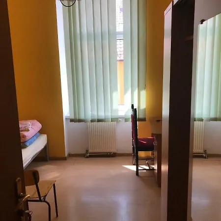 Clarus Mons Studio Hostel Çestohova