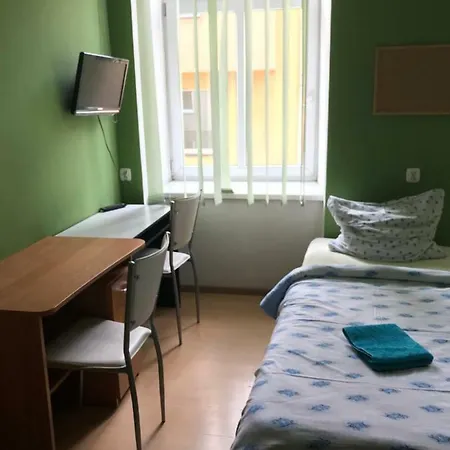 Clarus Mons Studio Hostel Çestohova